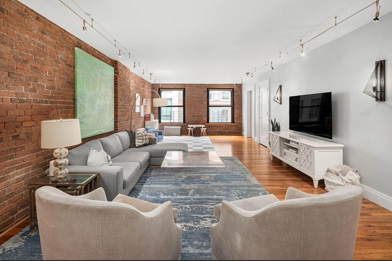 23 Leonard Street 3, Tribeca, Downtown, NYC - 3 Bedrooms  
2 Bathrooms  
5 Rooms - 