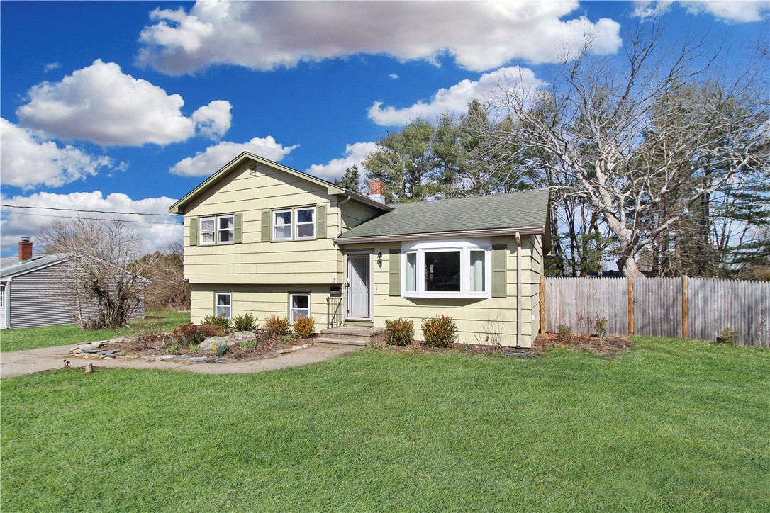 17 Riverdale Road, Westerly, RI 02891