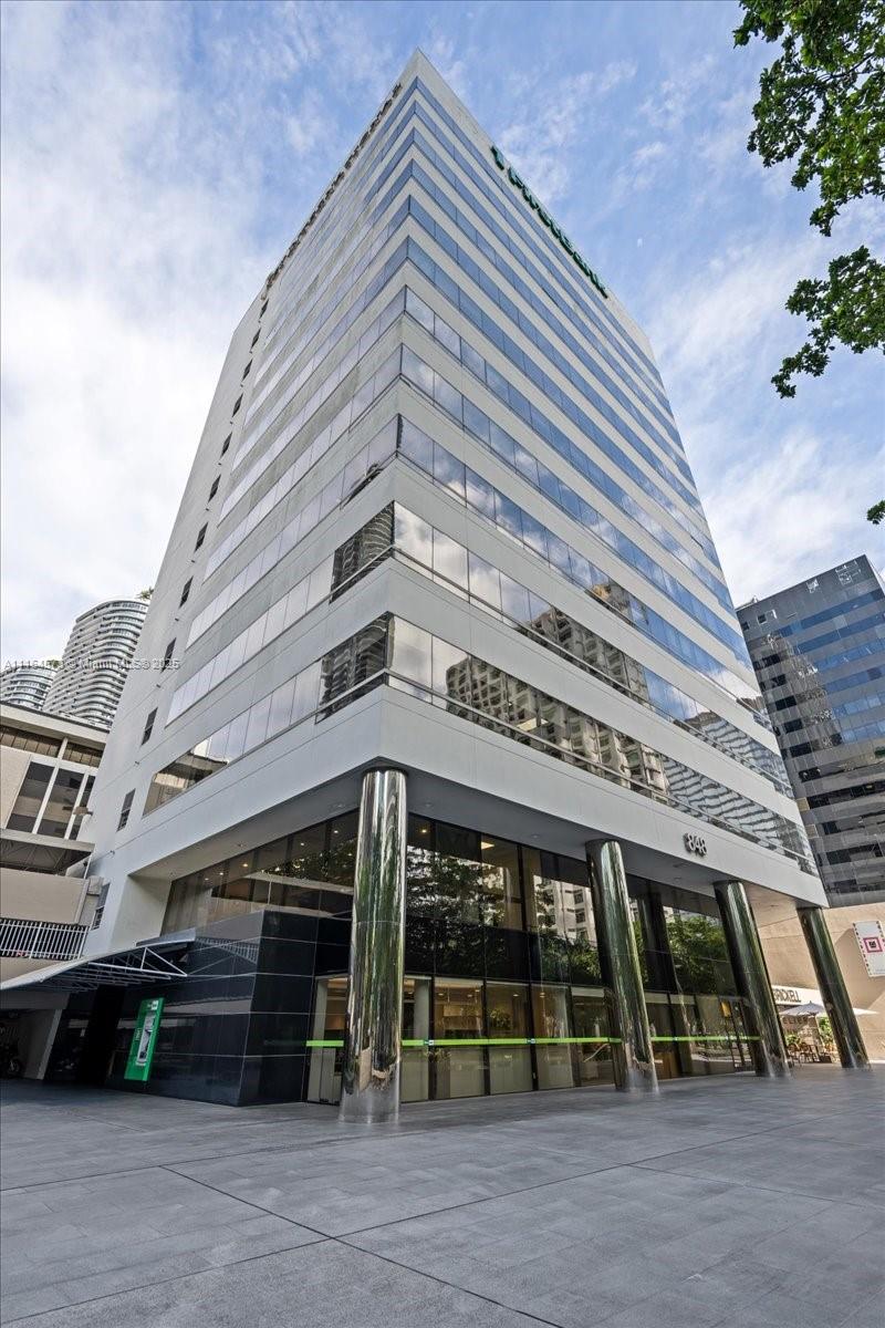848  Brickell Ave  For Sale A11164573, FL