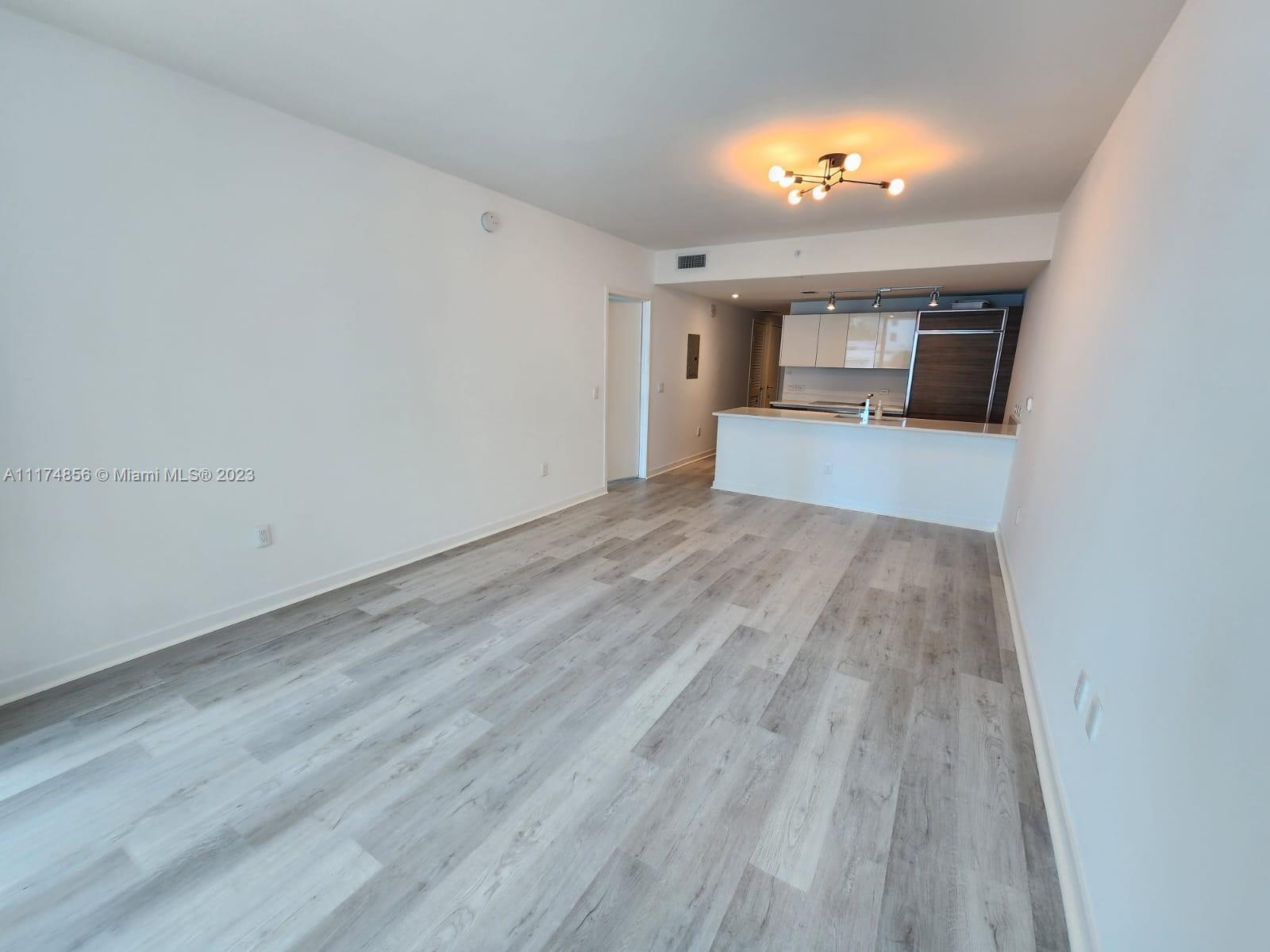 SPECTACULAR 2 BED 2 BATH RESIDENCE AT MILLECENTO. FEATURING TOP OF THE LINE APPLIANCES, BUILT IN CLOSETS, GREAT VIEWS AND MORE! BUILDING WITH 5 STAR AMENITIES SUCH AS FITNESS CENTER, POOL, SPA AND MORE. BRAND NEW FLOORING. RENED UNTIL OCTOBER 27, 2025 FOR $4,000 PER MONTH.