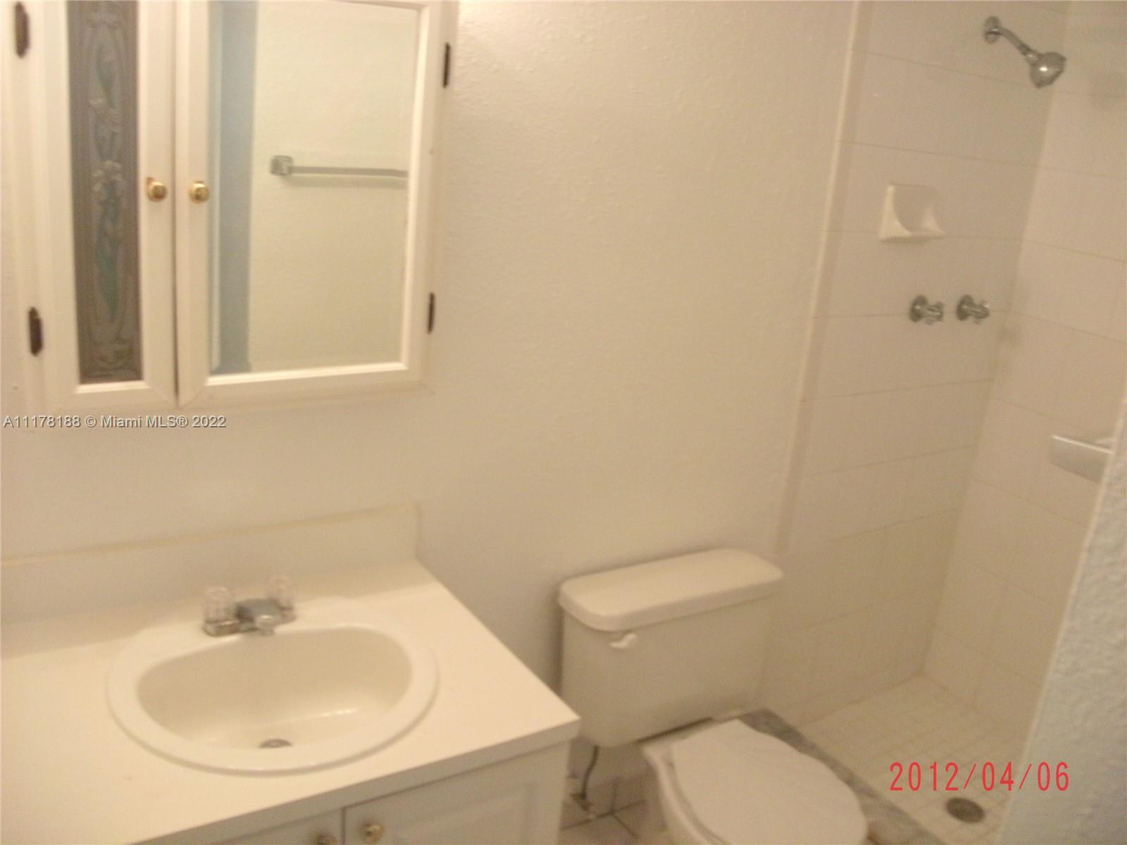 5100 SW 41st St #PH5, Pembroke Park, Florida image 5