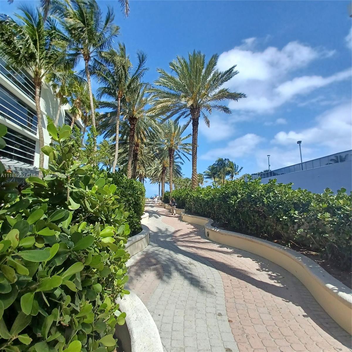 100 Lincoln Rd #1206, Miami Beach, Florida image 14