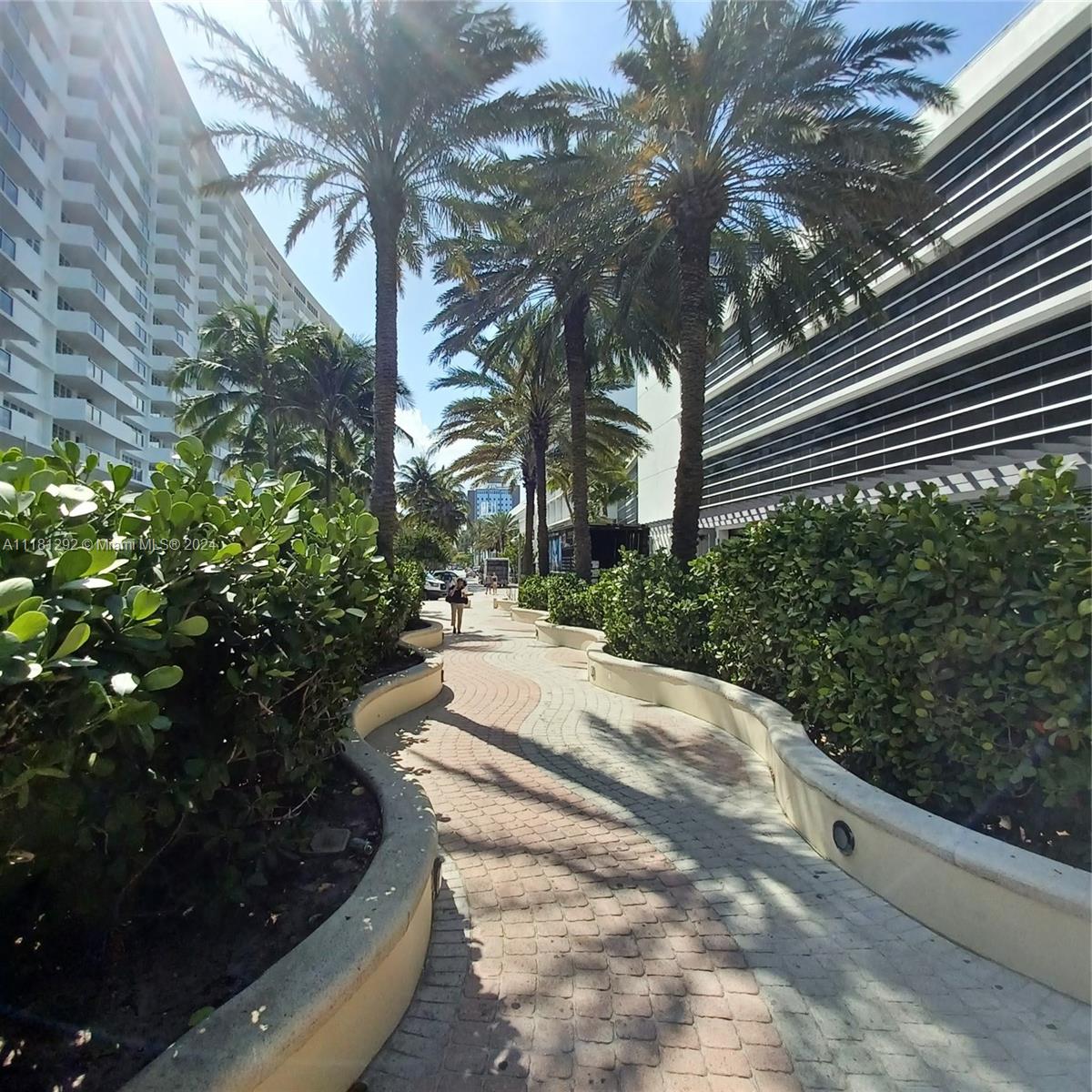 100 Lincoln Rd #1206, Miami Beach, Florida image 17