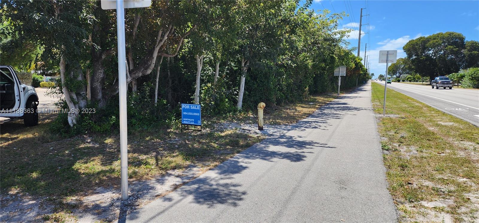 Land, Key Largo, Florida image 7