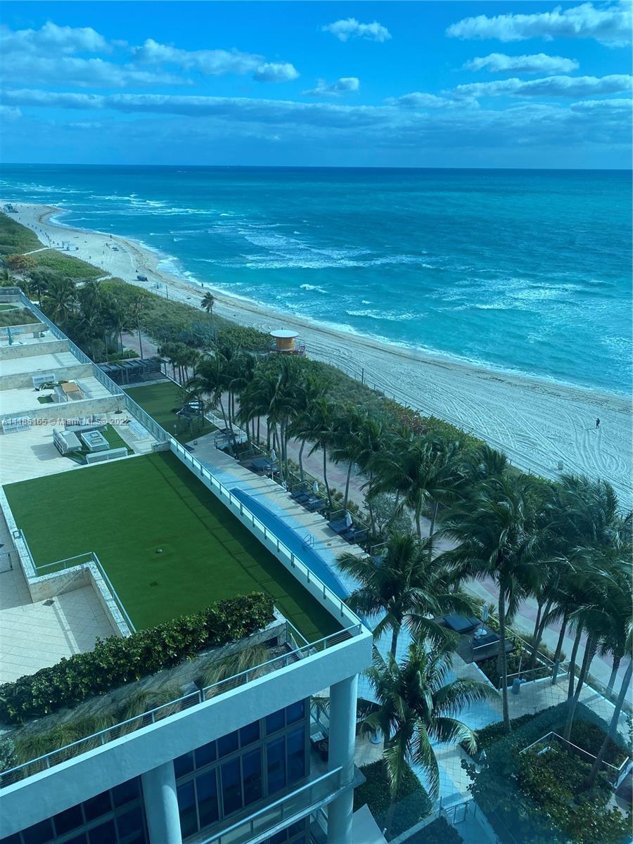 Condo for Sale in Miami Beach, FL
