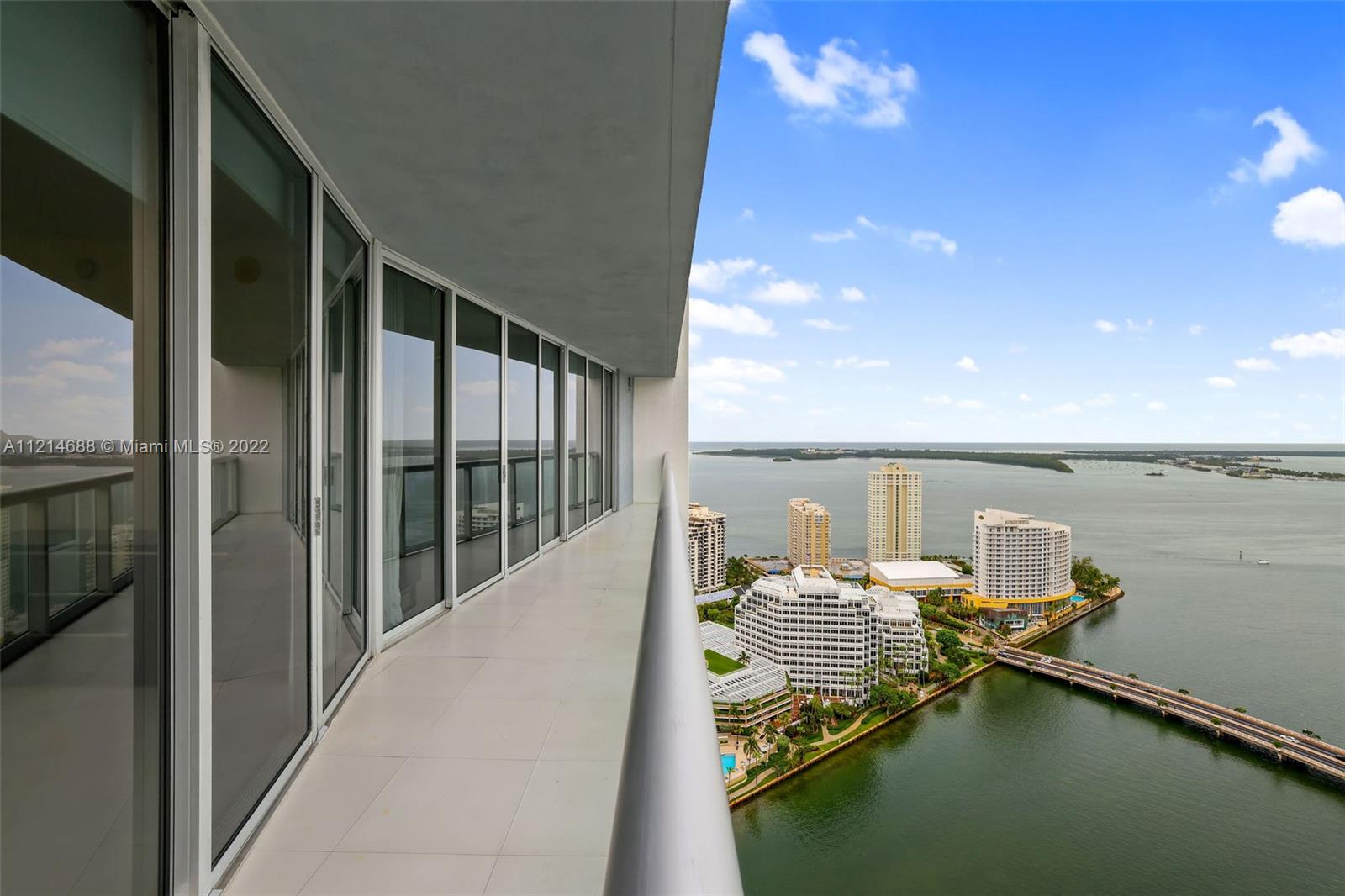 495 Brickell Ave #3903, Miami, Florida image 12