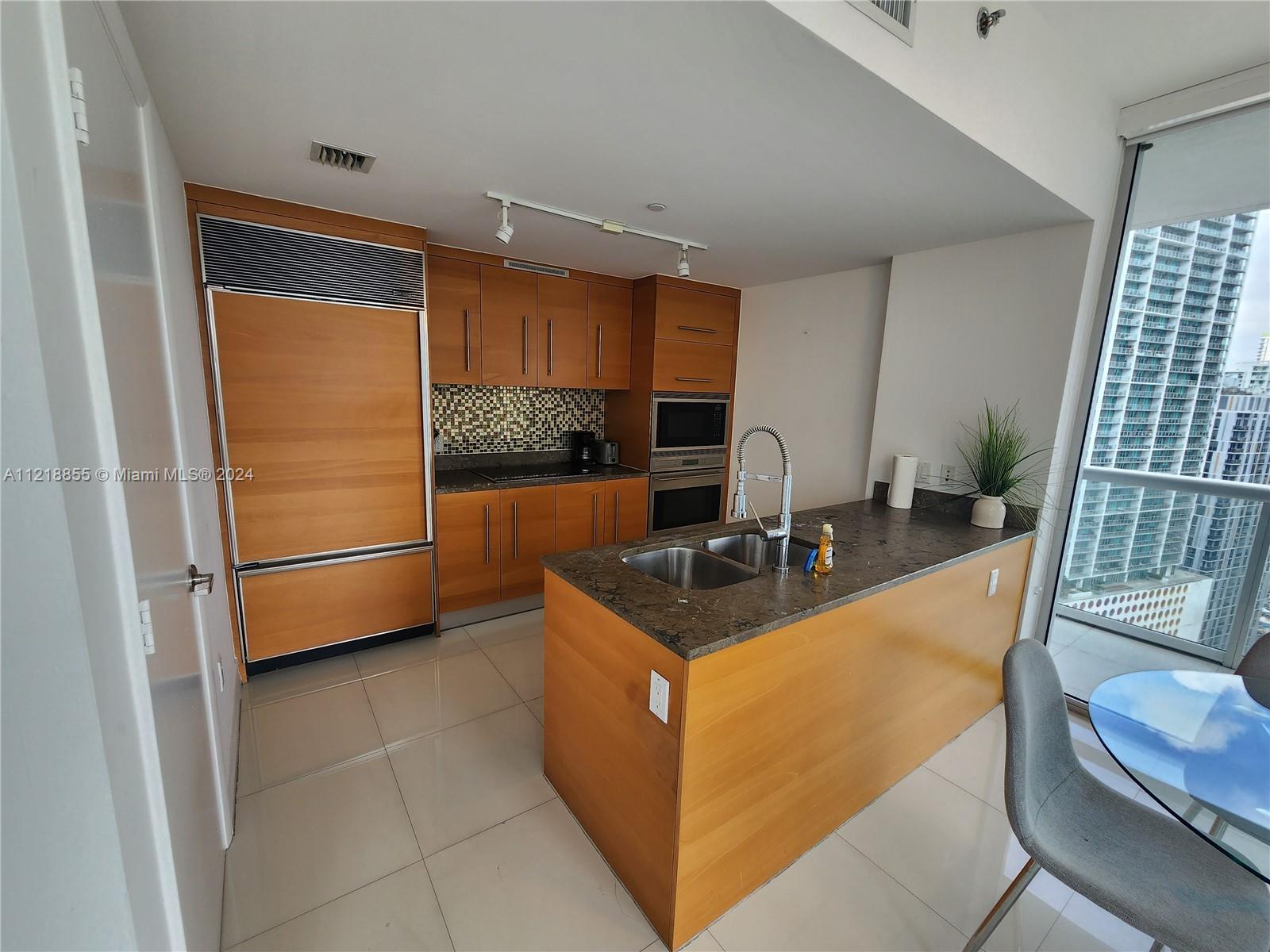 485 Brickell Ave #2504, Miami, Florida image 3