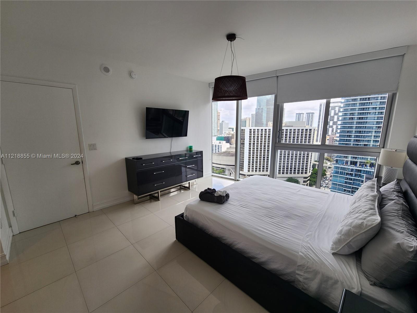 485 Brickell Ave #2504, Miami, Florida image 8