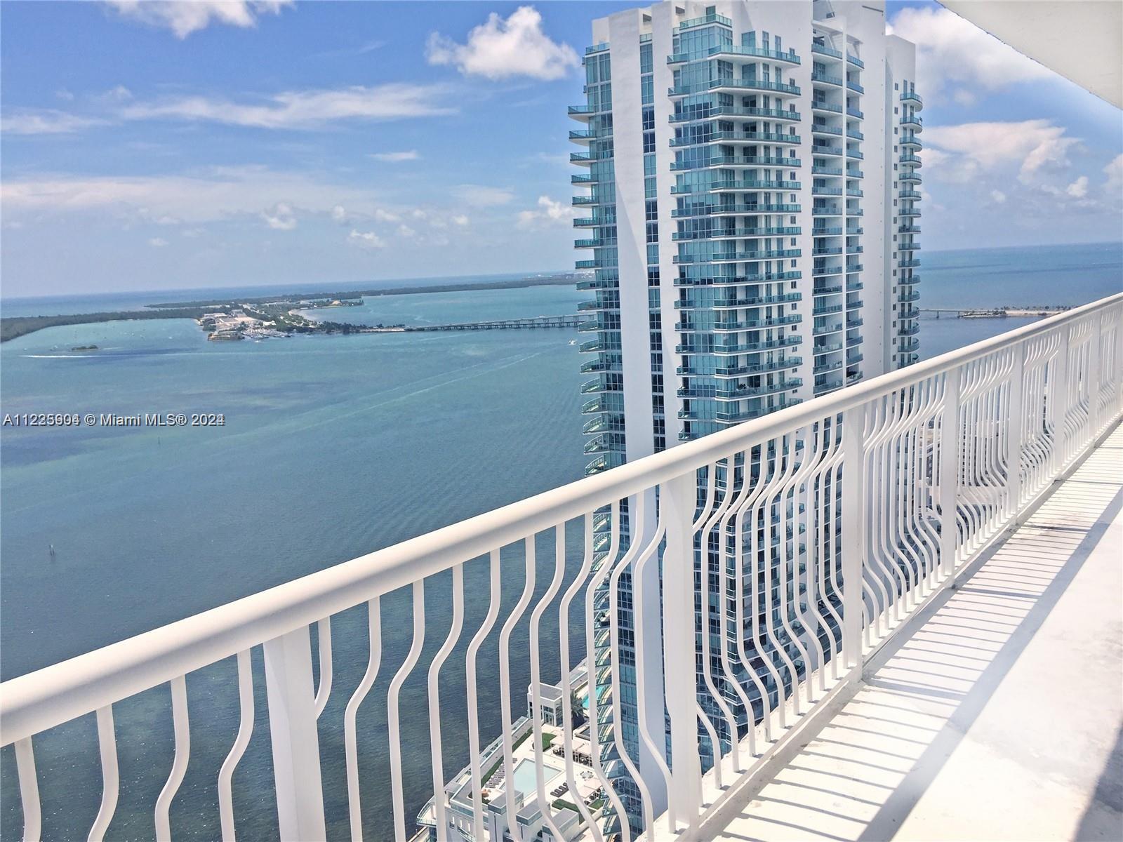 1200 Brickell Bay Dr #3902, Miami, Florida image 2