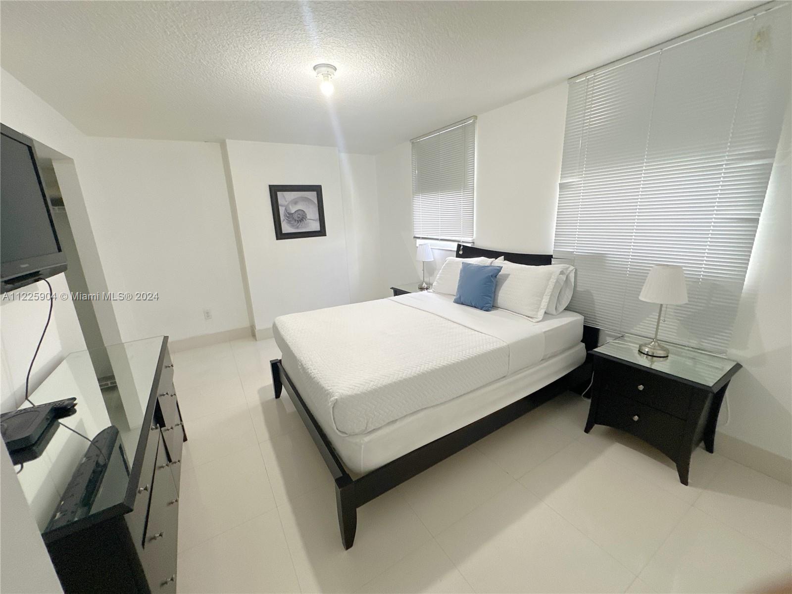 1200 Brickell Bay Dr #3902, Miami, Florida image 9