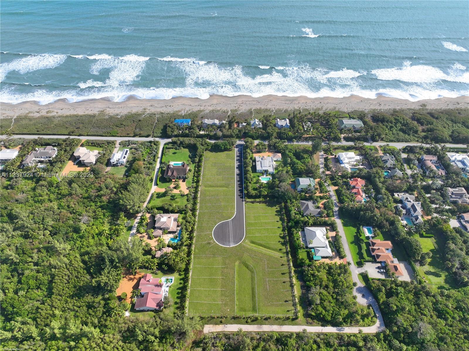 2 Bon Aire Desire Avenue, Jupiter Island, Florida image 8