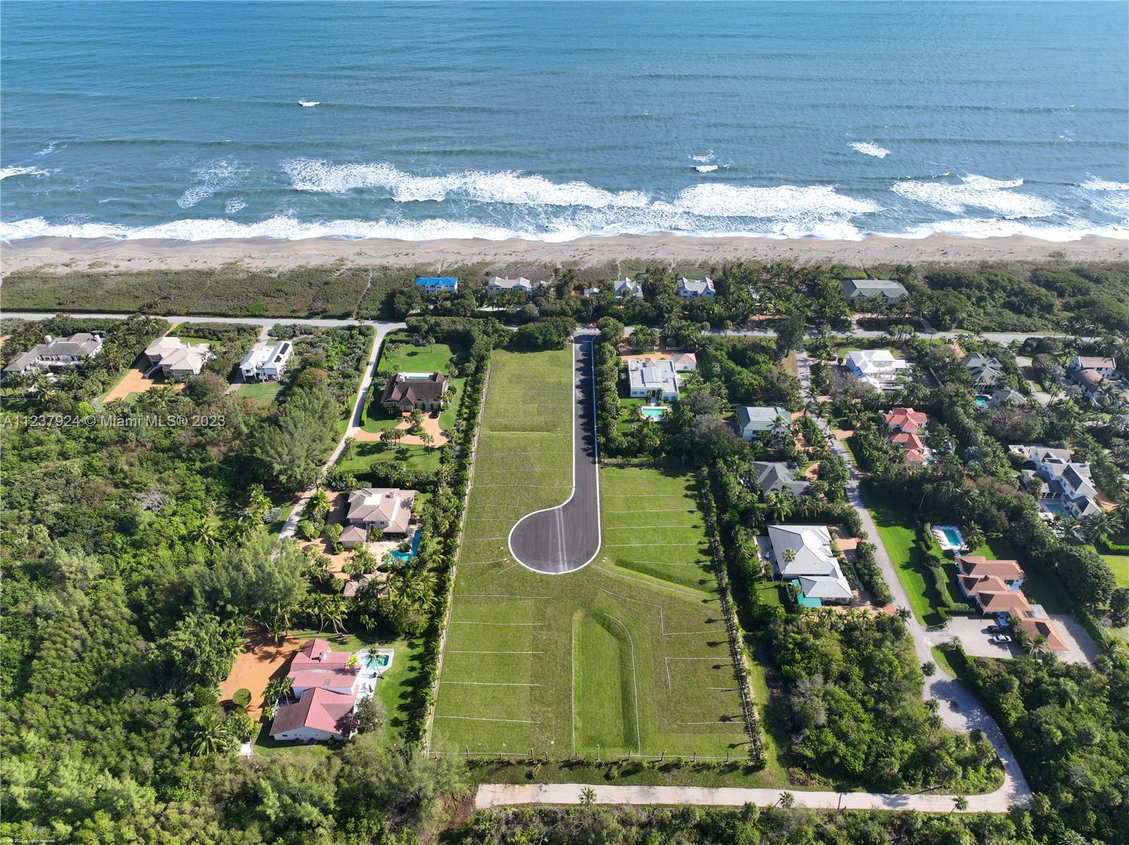 2 Bon Aire Desire Avenue, Jupiter Island, Florida image 9