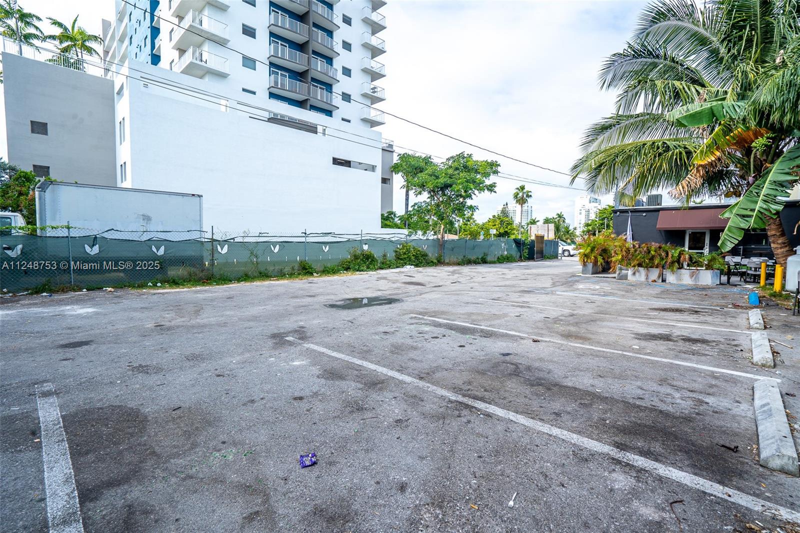 1750 NW 7th St