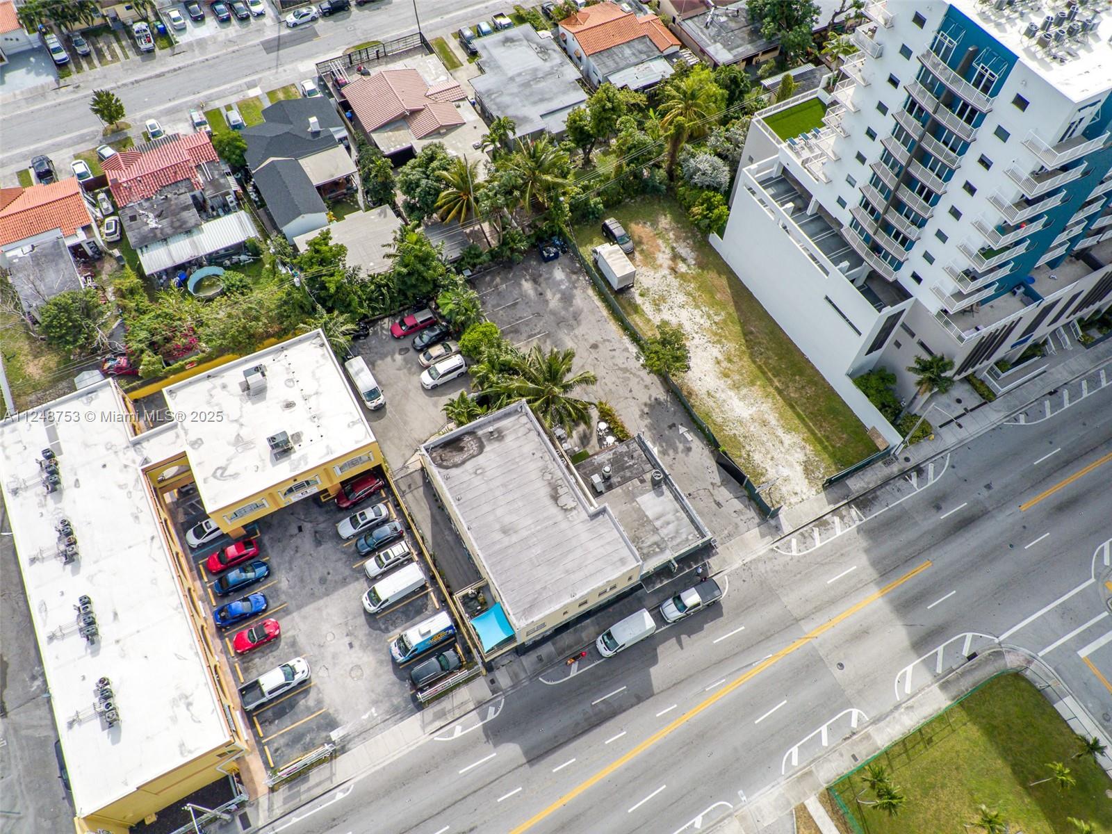 1750 NW 7th St