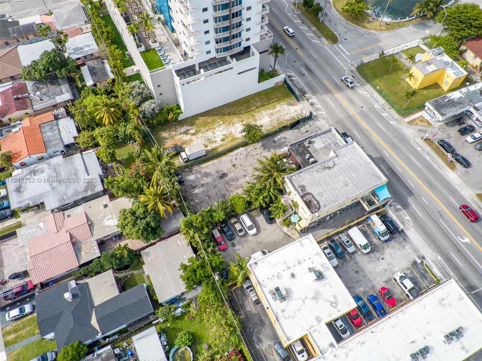 1750 NW 7th St