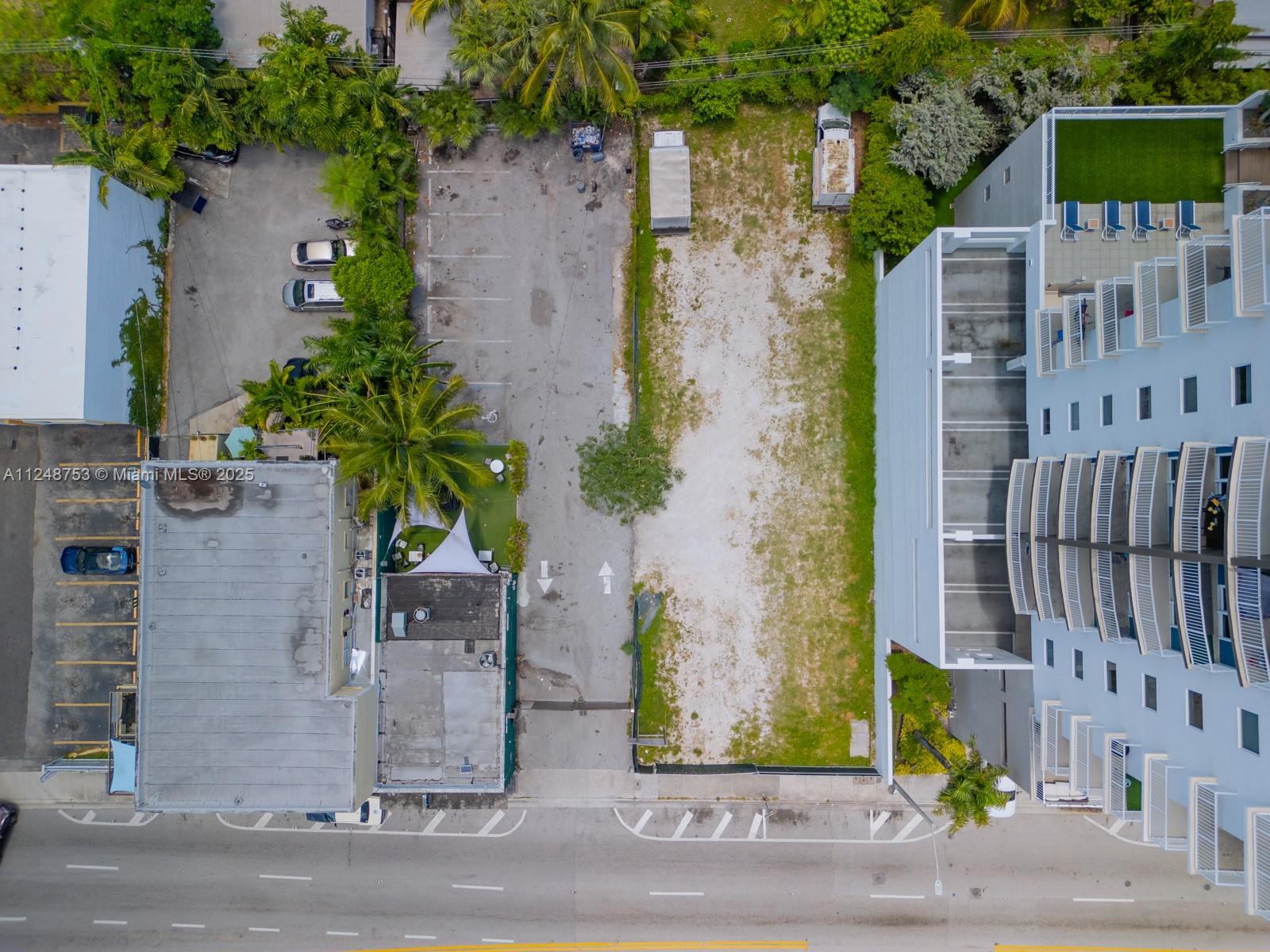 1750 NW 7th St
