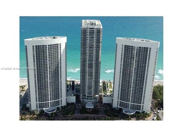 Condo for Rent in Hallandale Beach, FL
