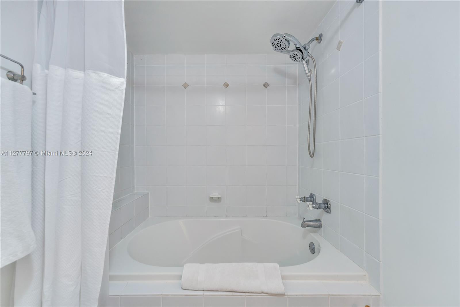 Listing Photo 20