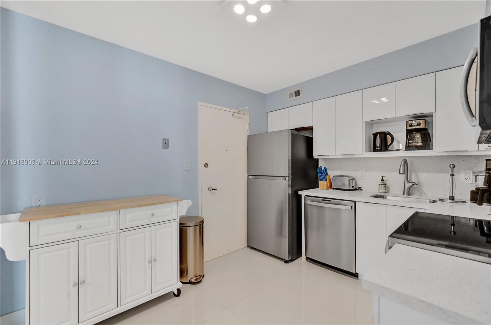 5151 Collins Ave #829, Miami Beach, Florida image 39