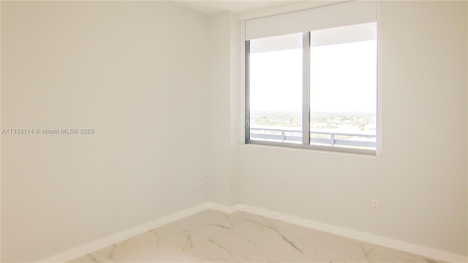 16385 Biscayne Blvd #2016, North Miami Beach, Florida image 21