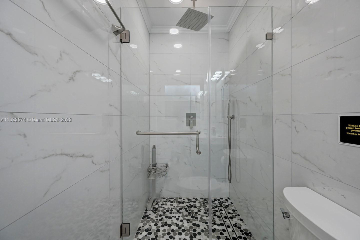 Listing Photo 18