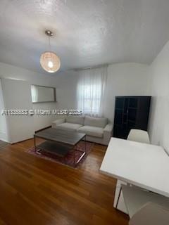 Listing Photo 6