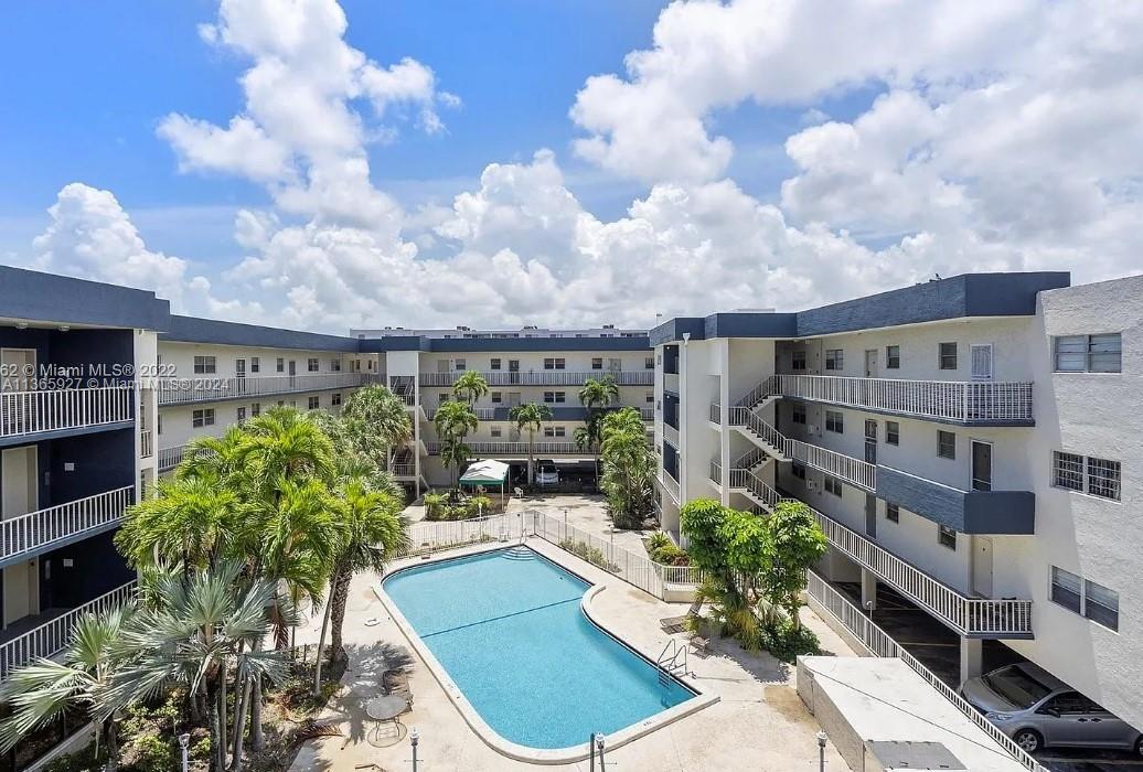 16750 NE 10 Ave #201, North Miami Beach, Florida image 1