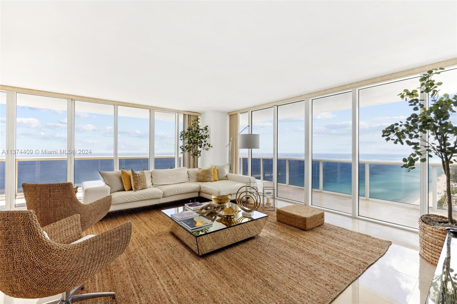 Condo for Rent in Hallandale Beach, FL