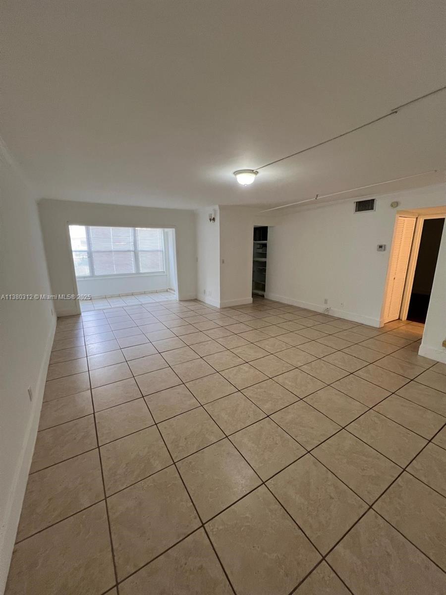 2201 NW 41st Ave #108, Lauderhill, Florida image 5
