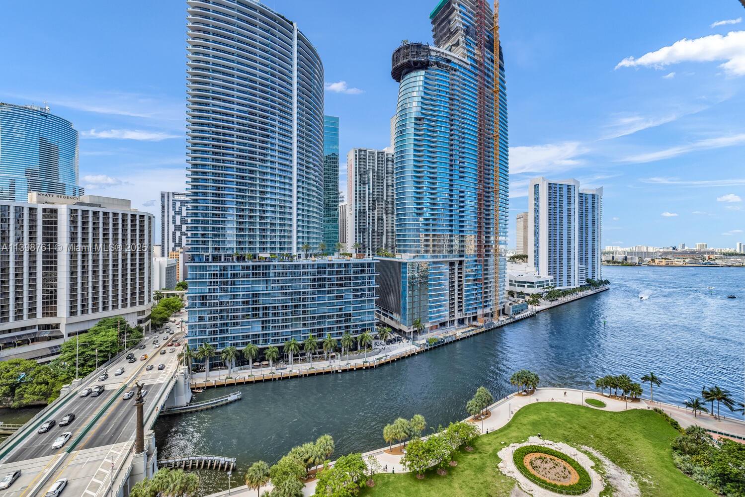 485 Brickell Ave #1803, Miami, Florida image 1