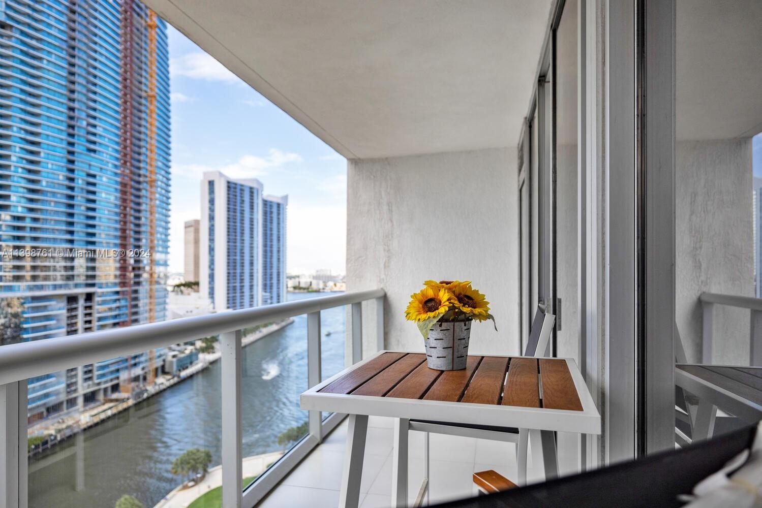 485 Brickell Ave #1803, Miami, Florida image 8