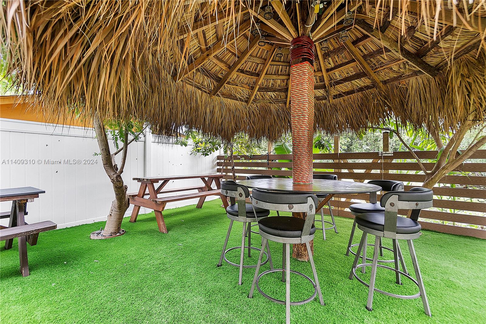 371 Bishop Dr, Delray Beach, Florida image 41