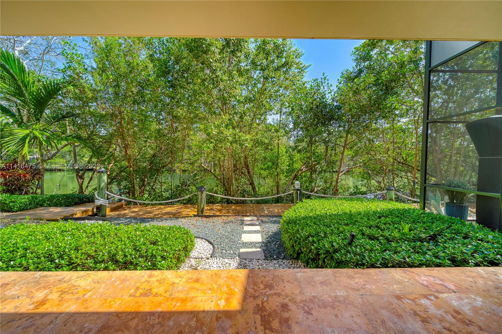 Listing Photo 18