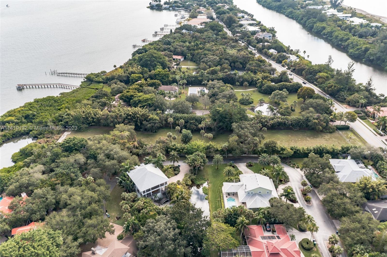 7707 Midnight Pass, Sarasota, Florida image 25