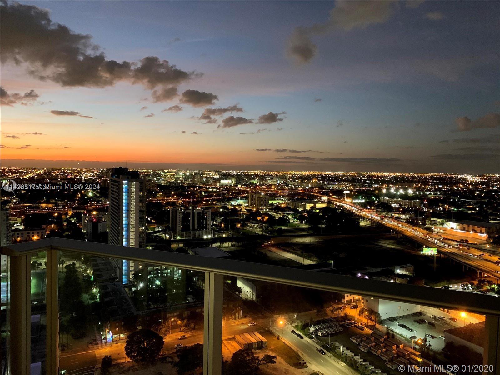 Condo for Sale in Miami, FL