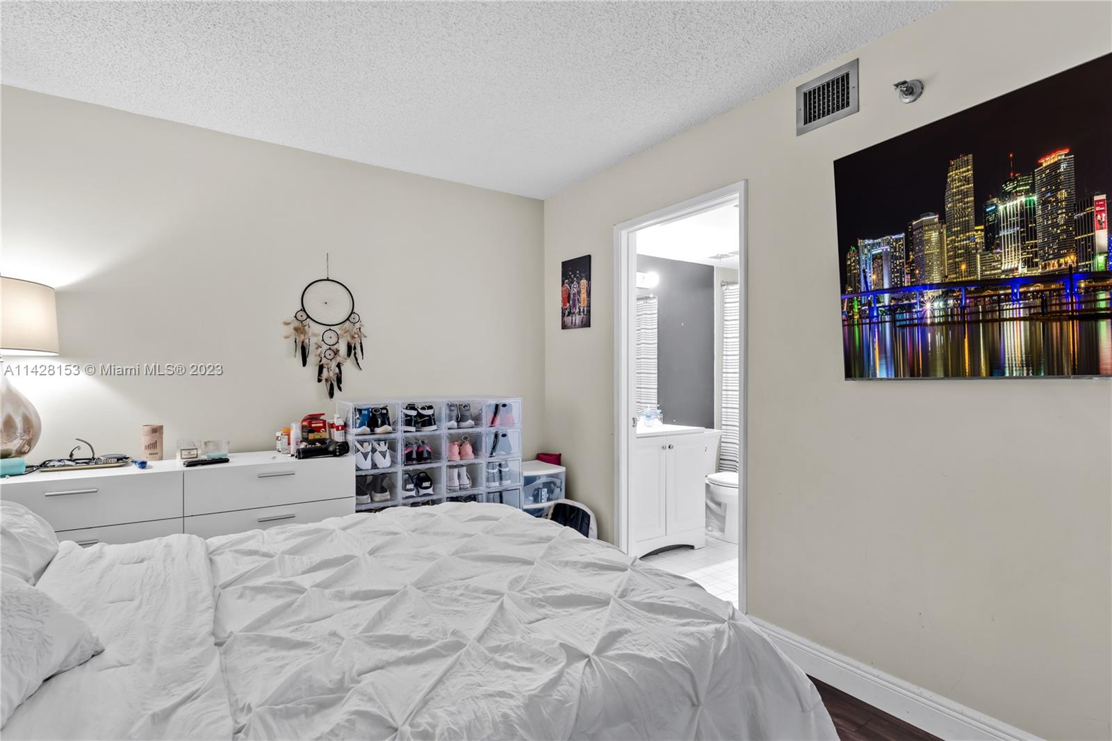 Listing Photo 33