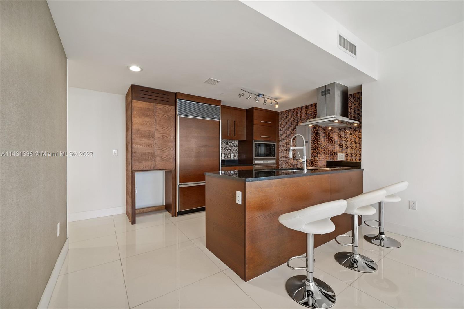 495 Brickell Ave #402, Miami, Florida image 3