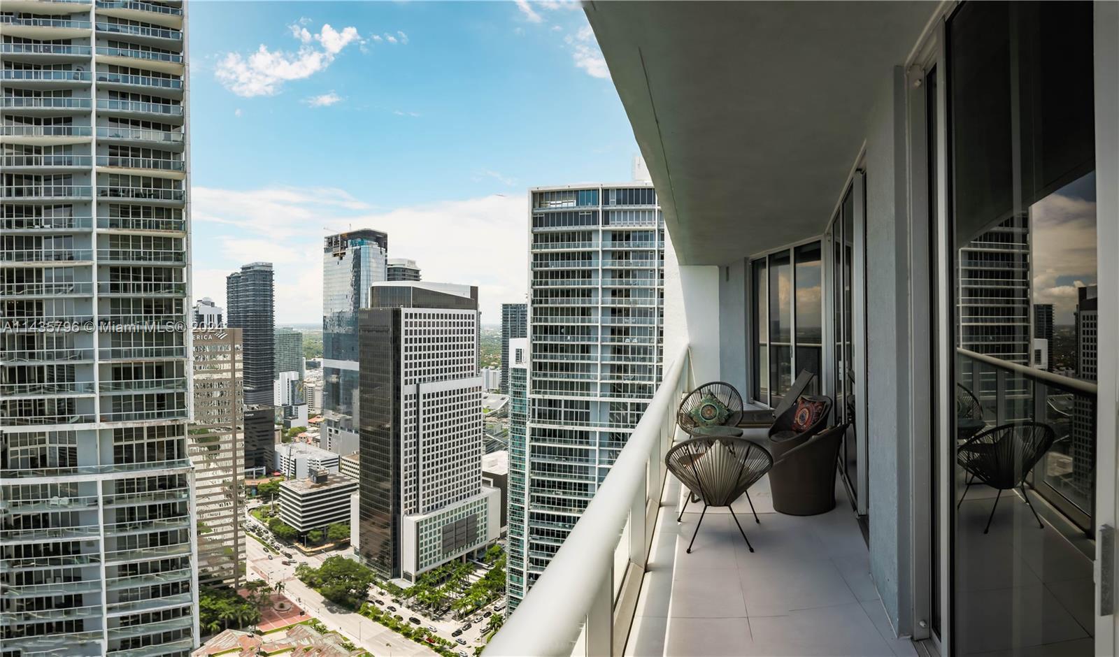 475 Brickell Ave #4409, Miami, Florida image 16