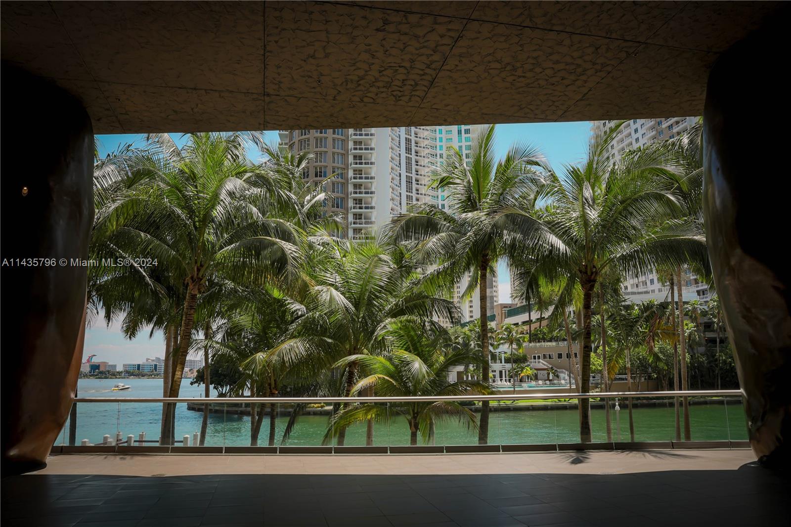 475 Brickell Ave #4409, Miami, Florida image 27