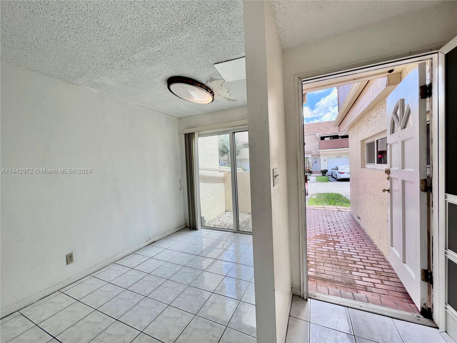 867 NW 81st Ter #3, Plantation, Florida image 34