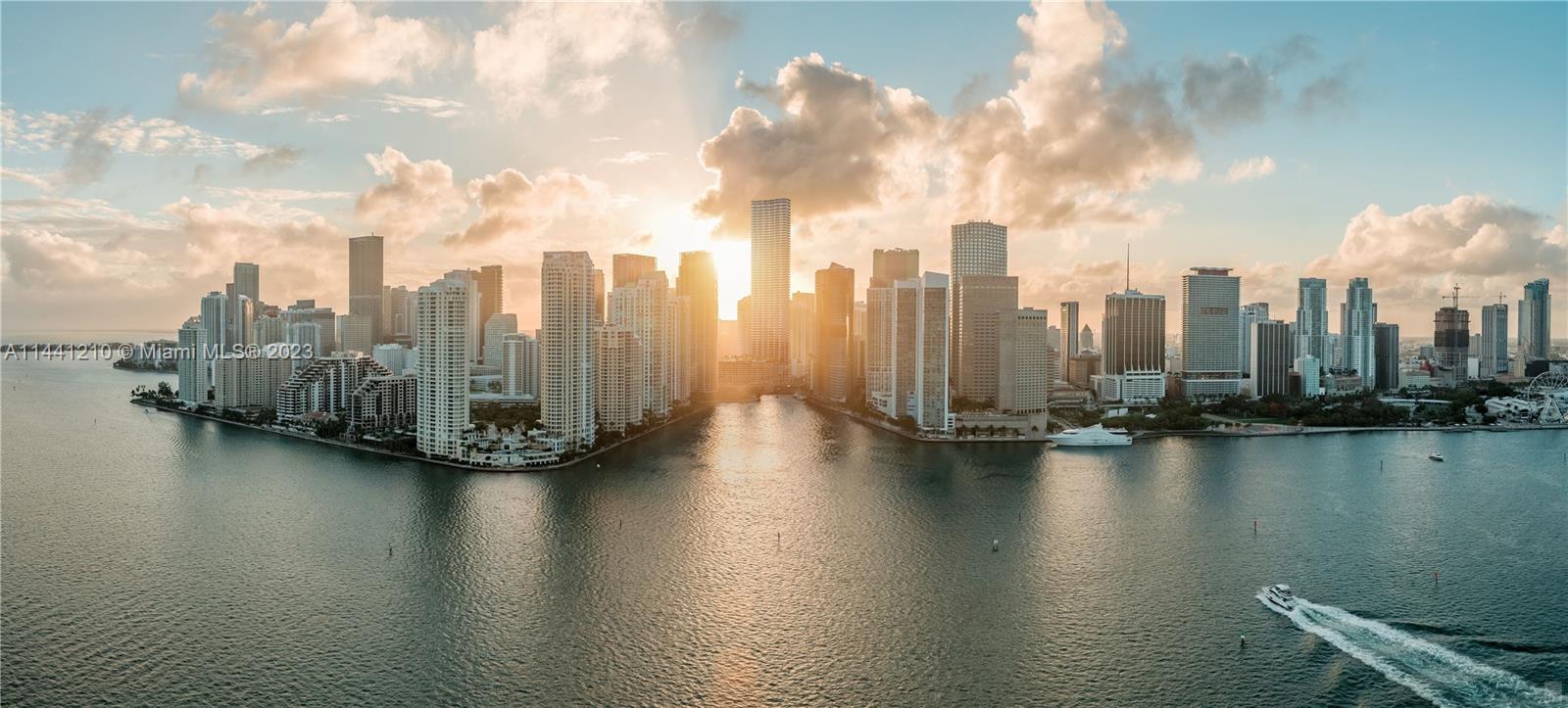 Spectacular two-story penthouse at the exclusive Baccarat Residences Miami. 5 bedrooms, 9.5 bathrooms, library, family room, theater, den + service room, billards lounge, exercise room, roof terrace with private pool and summer kitchen. This penthouse features over 2,700 square feet of terrace overlooking the amazing views to the Bay, South beach, Key Biscayne and the Brickell skyline. 12 ceilings on the fist floor and & 14 ft ceilings not he second, Italian kitchen with wolf/sub-zero, appliances and much more. Elegant lobby, café, art gallery, pet spa, hammam spa, wine cellar, bayfront pool deck, children’s playroom, and private marina. Pre-construction- Ready to move in 2026.
Pre-construction- Ready to move in 2026.