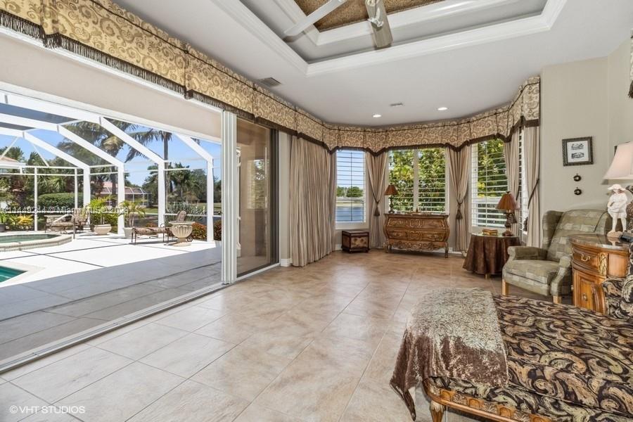 1524 Columbian Drive