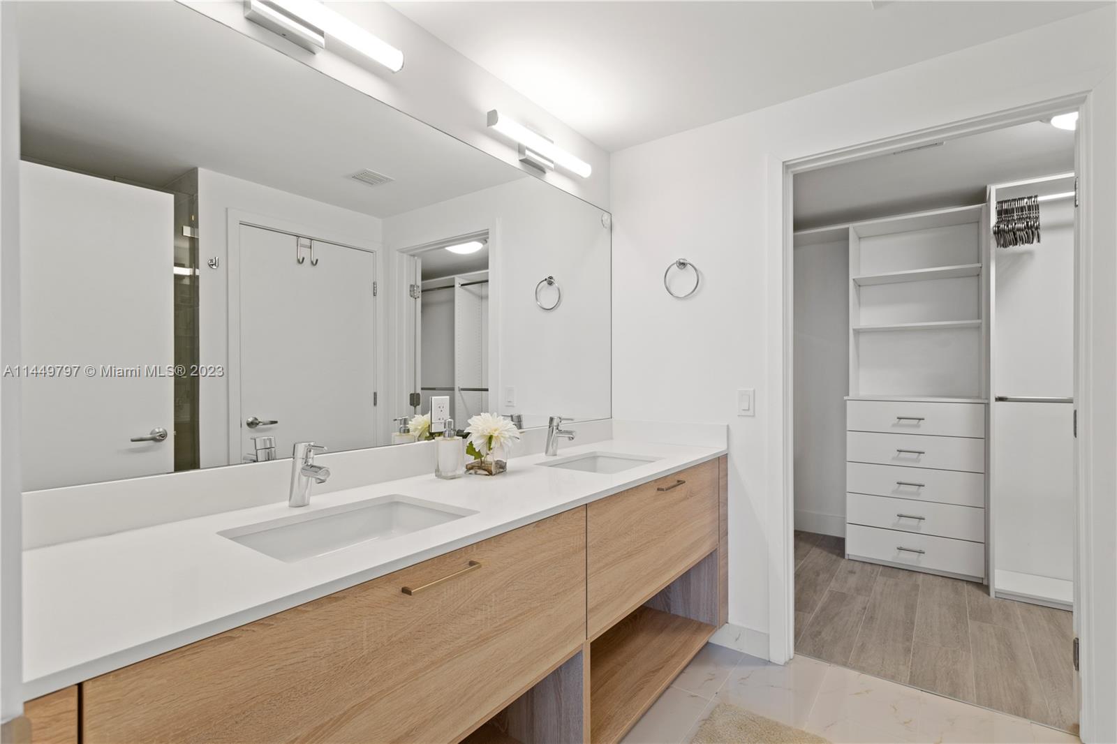 16385 Biscayne Blvd #3121, North Miami Beach, Florida image 10