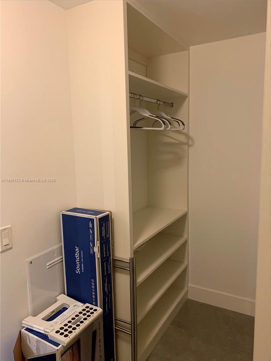 16385 Biscayne Blvd #1417, North Miami Beach, Florida image 10