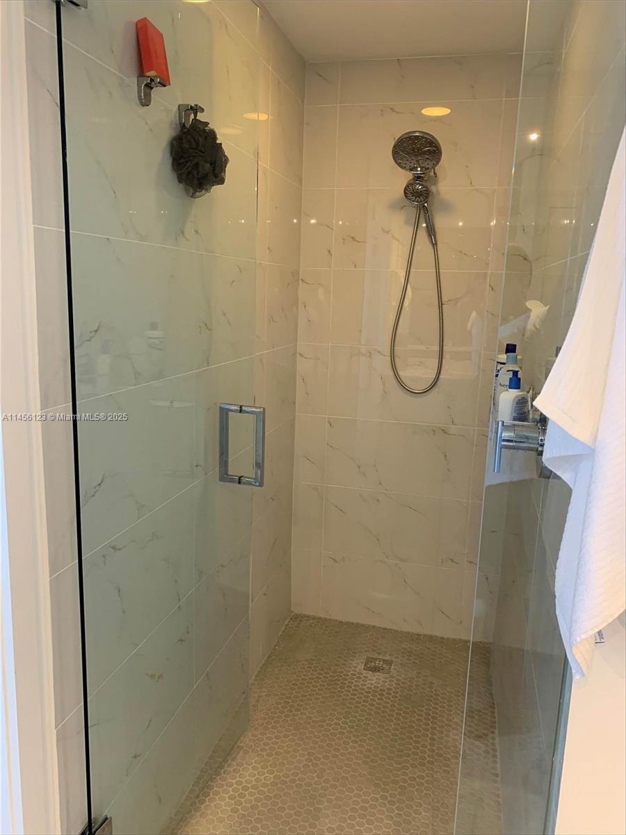 16385 Biscayne Blvd #1417, North Miami Beach, Florida image 15