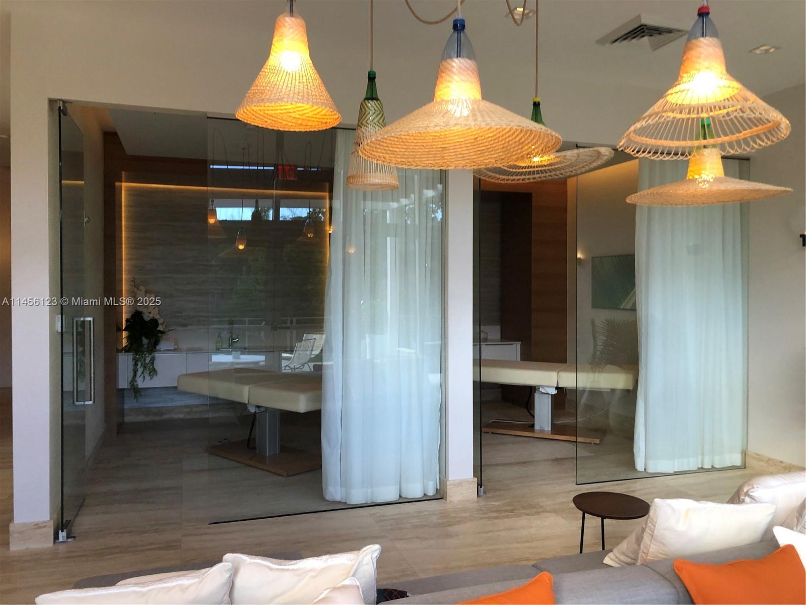 16385 Biscayne Blvd #1417, North Miami Beach, Florida image 23