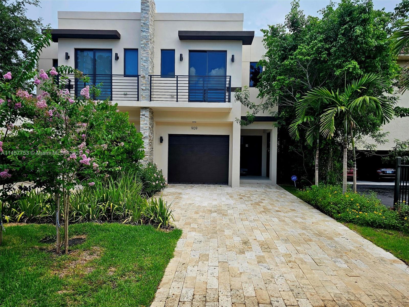 909 NE 16th Ave, Fort Lauderdale, Florida image 1