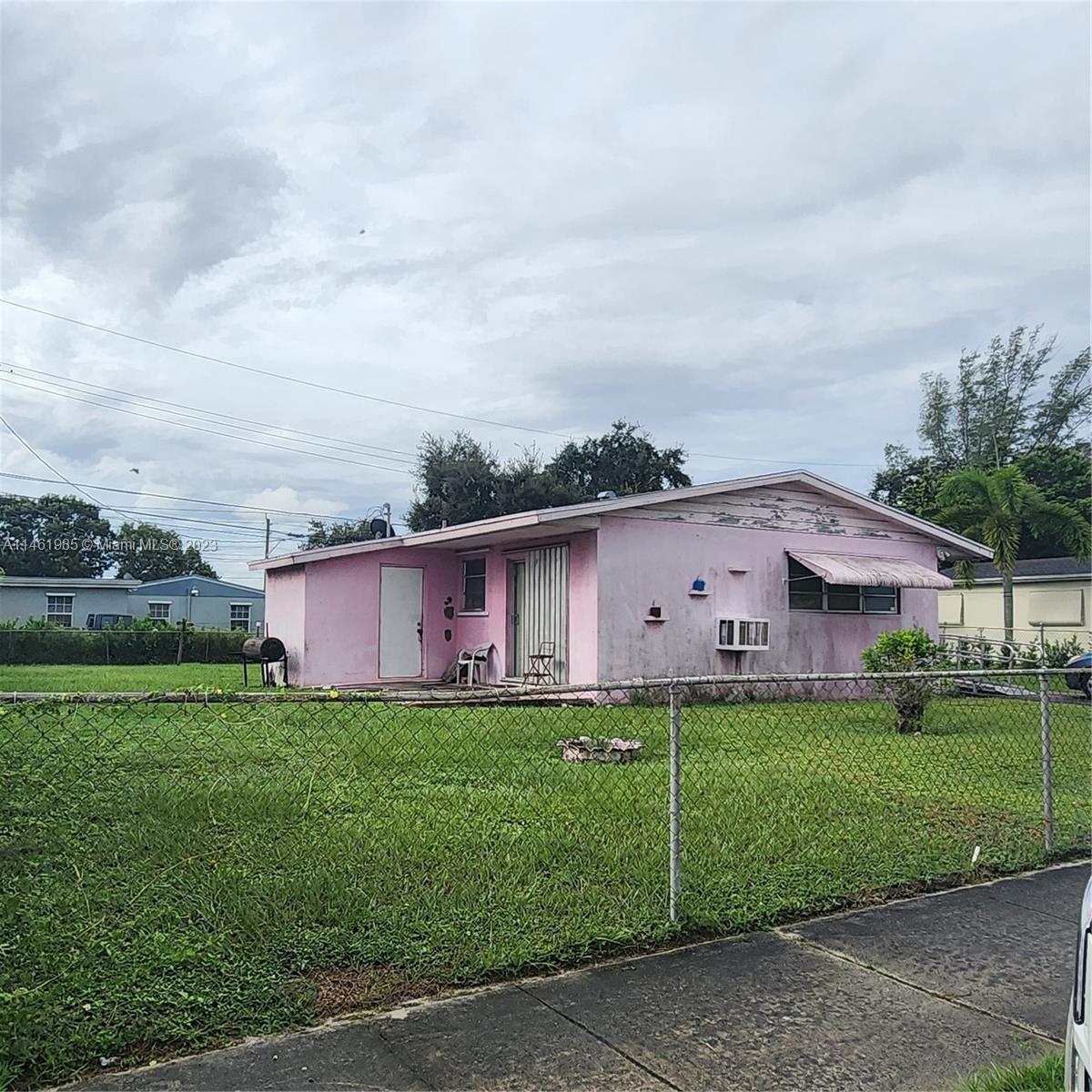 3500 NW 208th St, Miami Gardens, Florida image 1