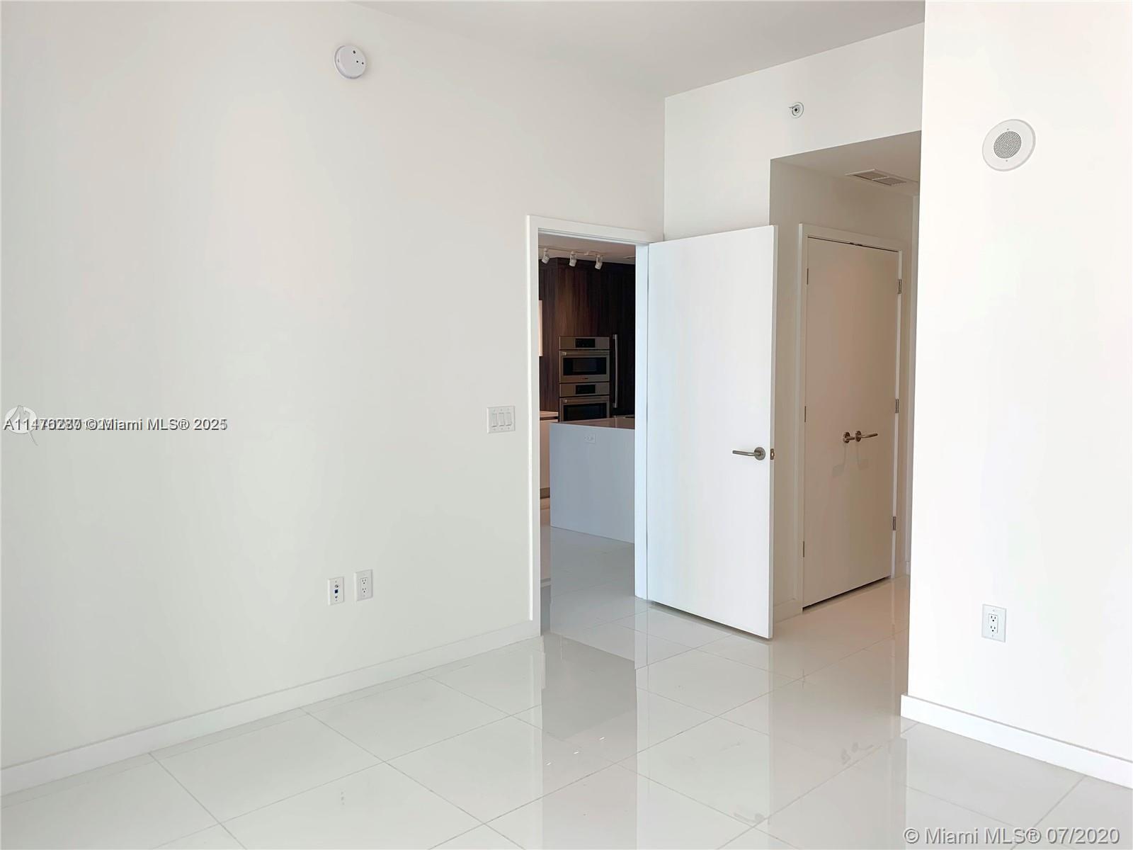 851 NE 1st Ave #3105, Miami FL 33132