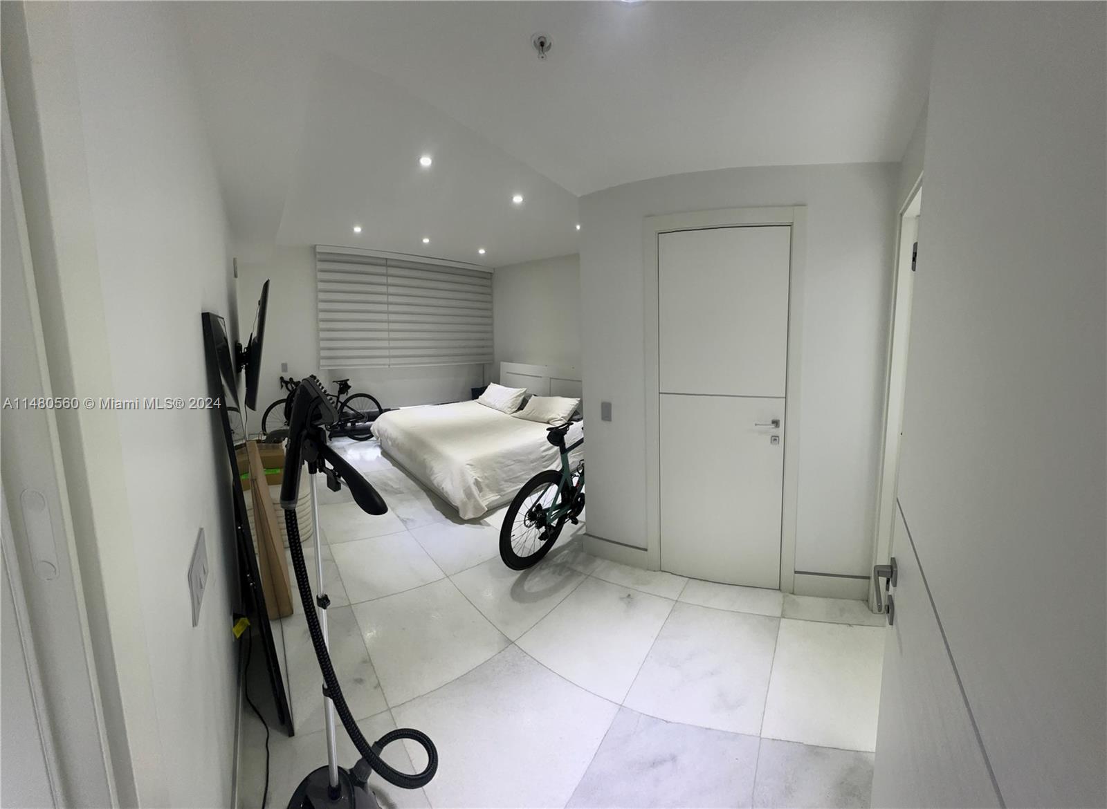 201 SW 17th Rd #312, Miami FL 33129